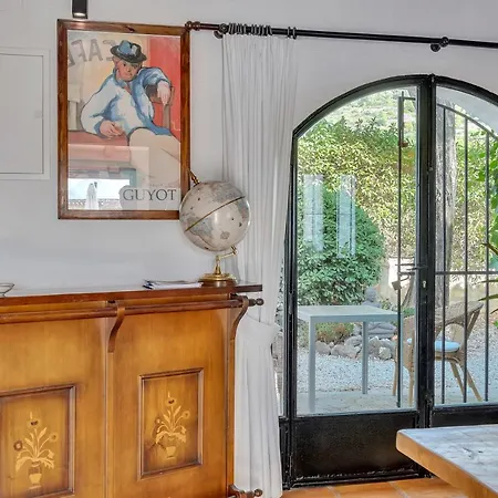 Casa Llibertat Boutique With