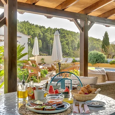 Casa Llibertat Boutique With Bed & Breakfast
