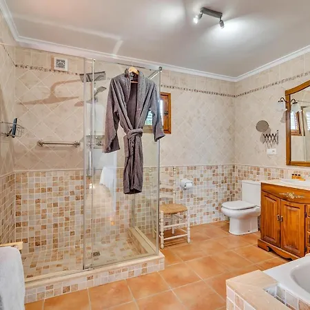 Casa Llibertat Boutique With 4* Lliber